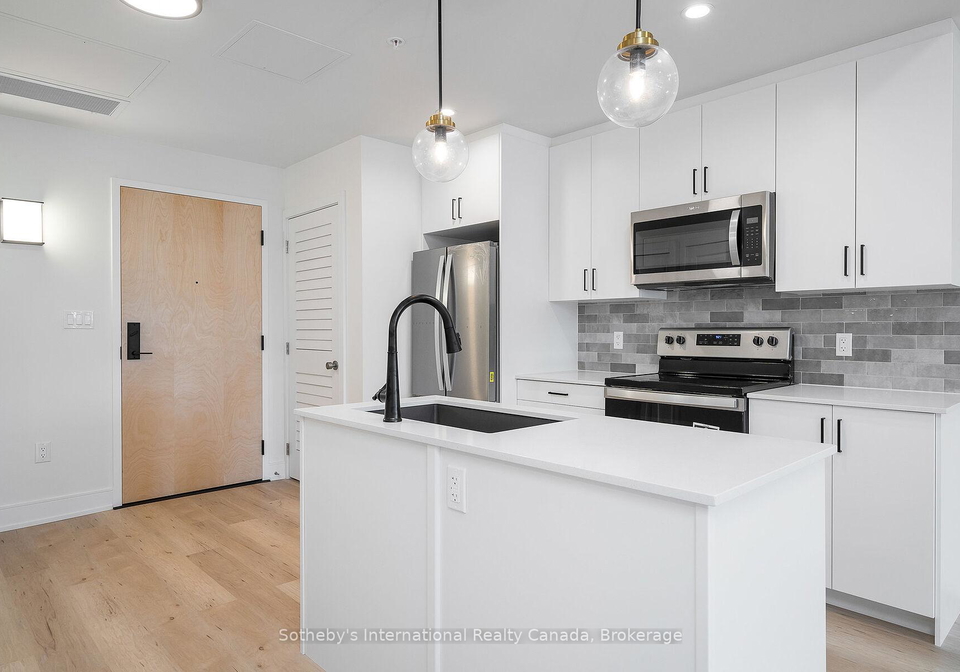 121-mary-street-clearview-ontario-s13431230