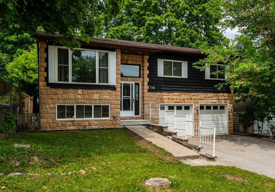 716-dominion-avenue-midland-ontario-s13433430