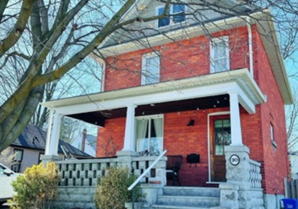 30-grove-street-e-barrie-ontario-s13434314