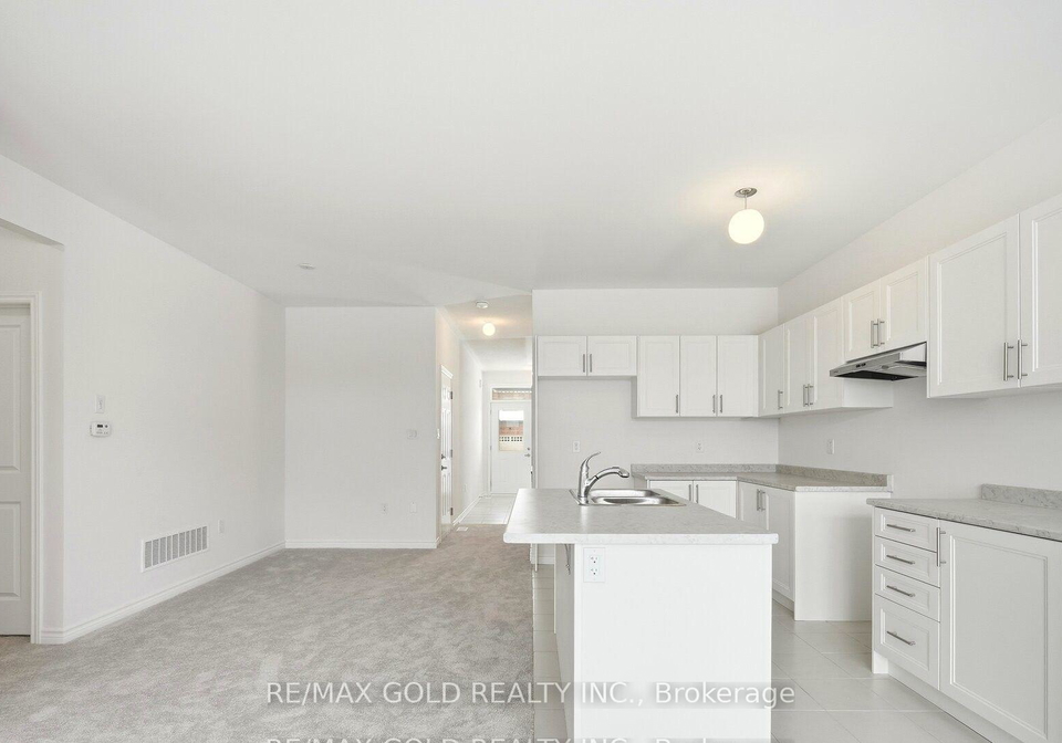 251-wilcox-drive-clearview-ontario-s13434362