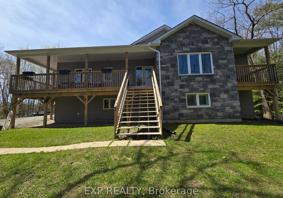 2516-irish-line-severn-ontario-s13434642