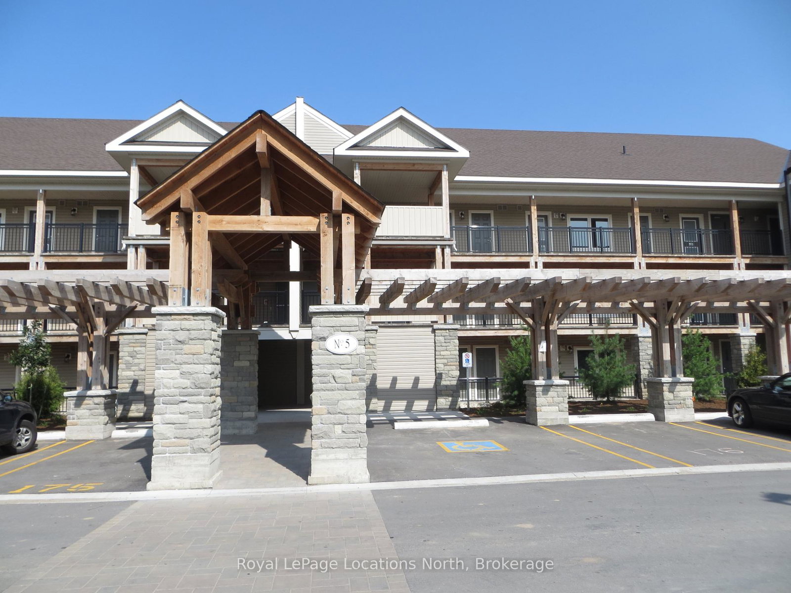 5-anchorage-crescent-collingwood-ontario-s13435184
