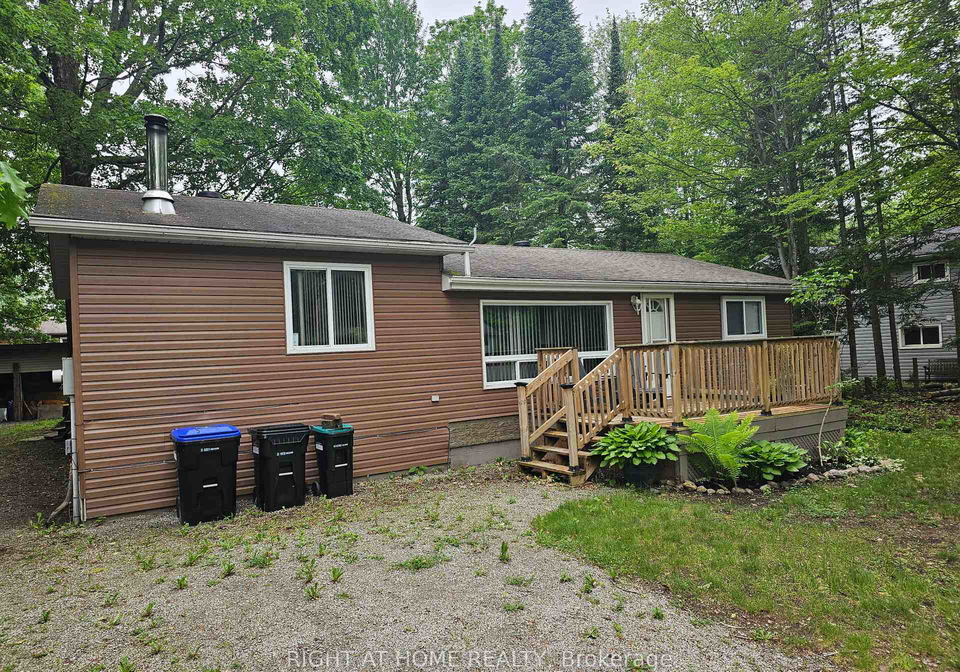 45-heda-drive-tiny-ontario-s13435688
