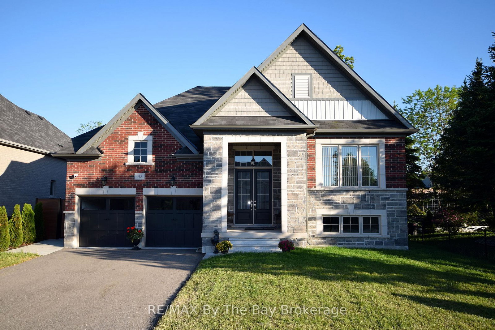 43-fawndale-crescent-wasaga-beach-ontario-s13435832
