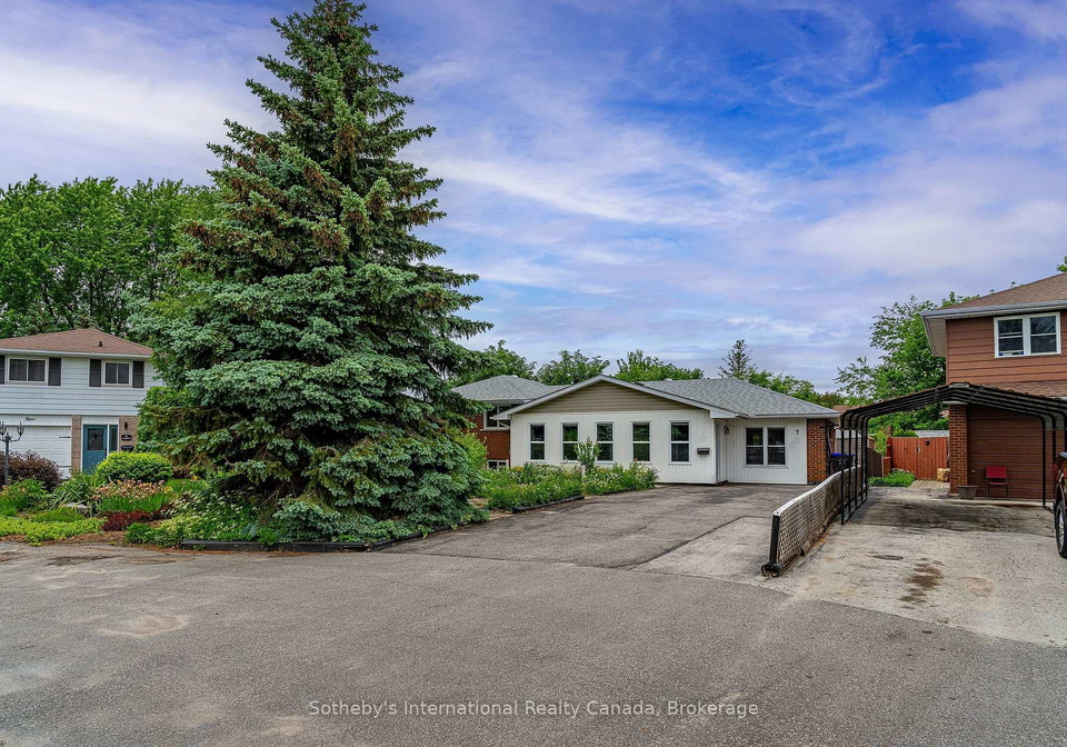 7-whipps-court-collingwood-ontario-s13437166