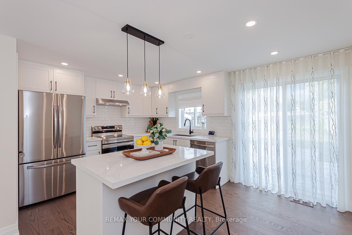 5-selkirk-crescent-barrie-ontario-s13437368