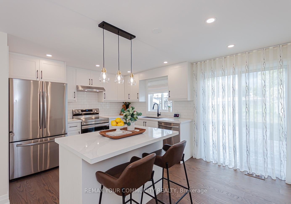 5-selkirk-crescent-barrie-ontario-s13437368