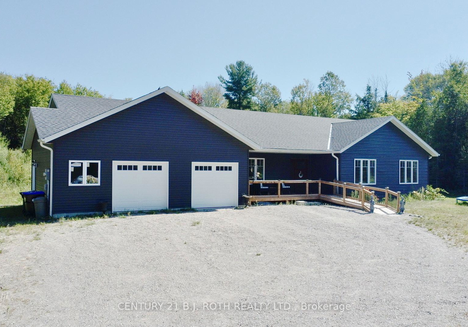 5-gerus-road-tiny-ontario-s13437420