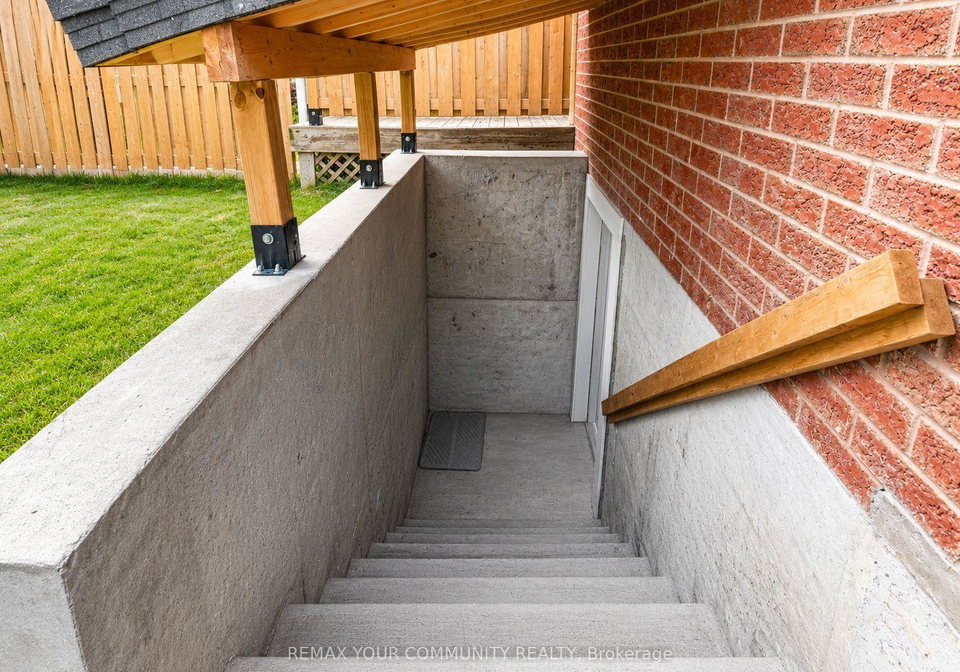 47-mcveigh-drive-barrie-ontario-s13437438
