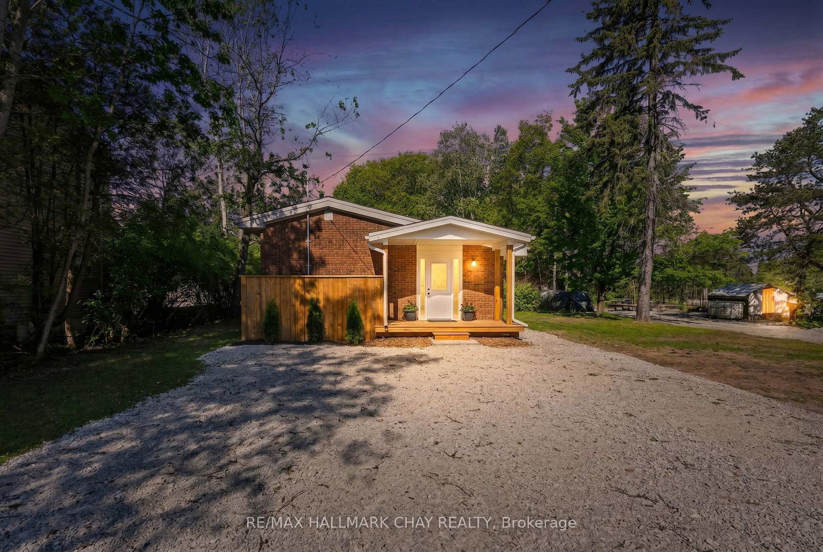 8717-beachwood-road-wasaga-beach-ontario-s13437628