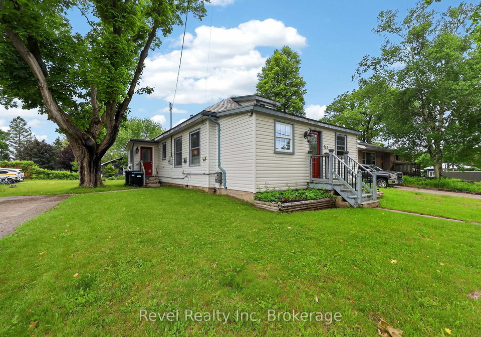 762-seventh-avenue-tay-ontario-s13437720