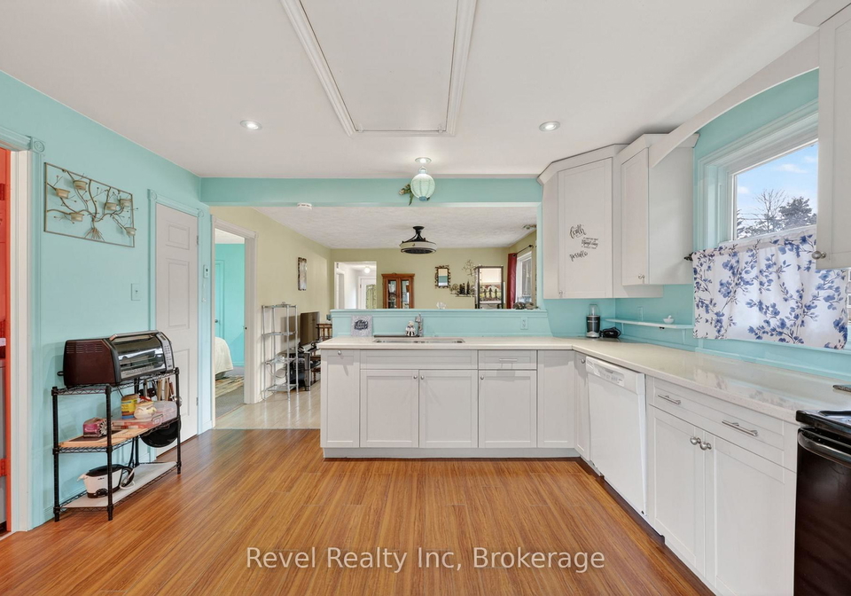 762-seventh-avenue-tay-ontario-s13437720