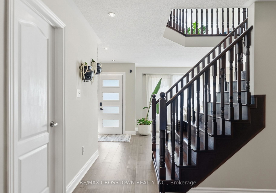 17-counsellor-terrace-barrie-ontario-s13439160