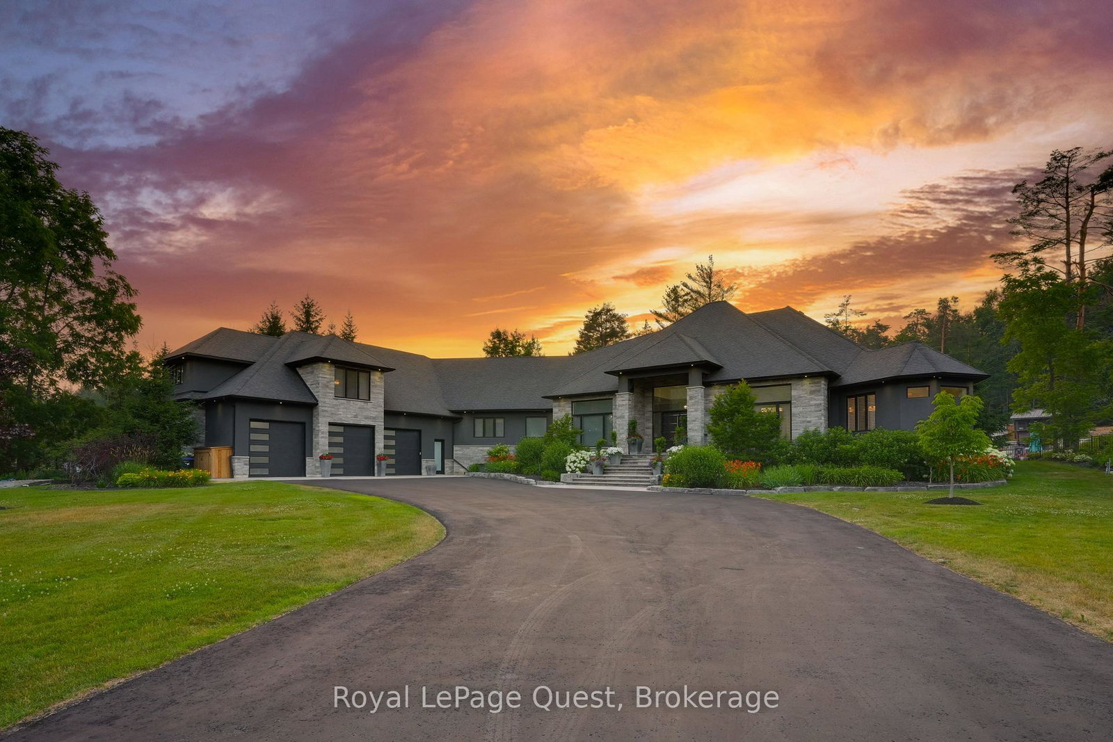 8-midves-court-springwater-ontario-s13439306