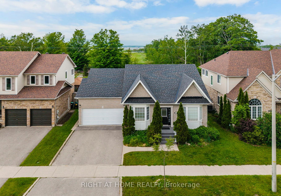 13-thrushwood-drive-barrie-ontario-s13439454