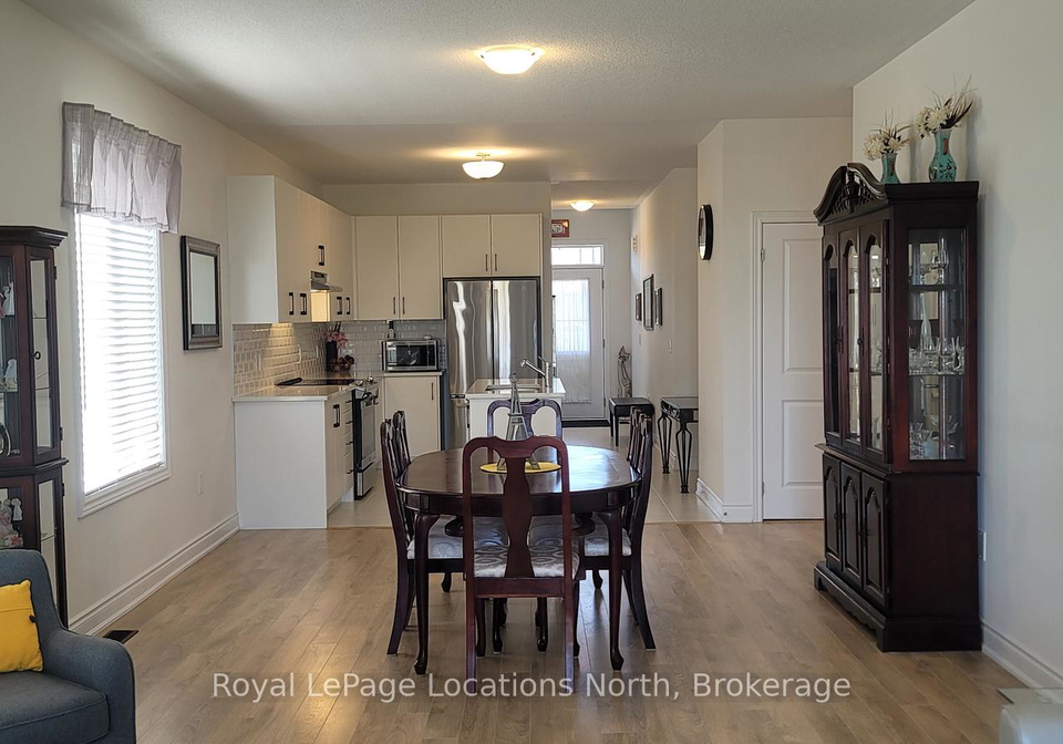 81-season-crescent-wasaga-beach-ontario-s13440170