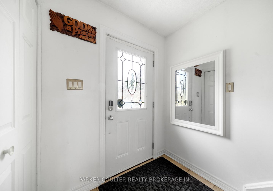 23-chaucer-crescent-barrie-ontario-s13440570