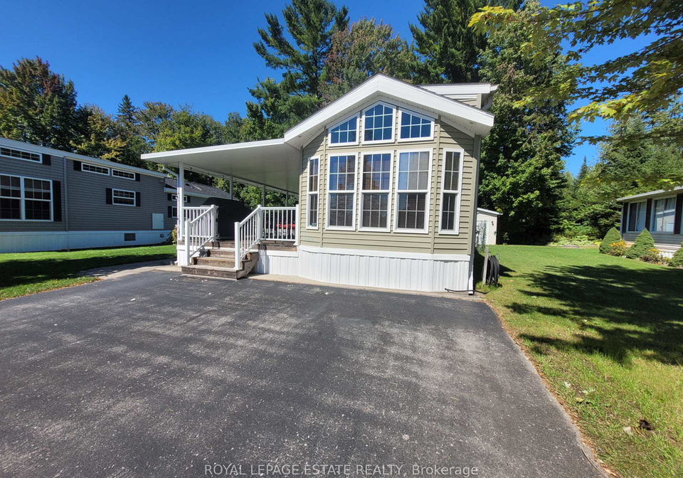 127-madawaska-trail-wasaga-beach-ontario-s13440686