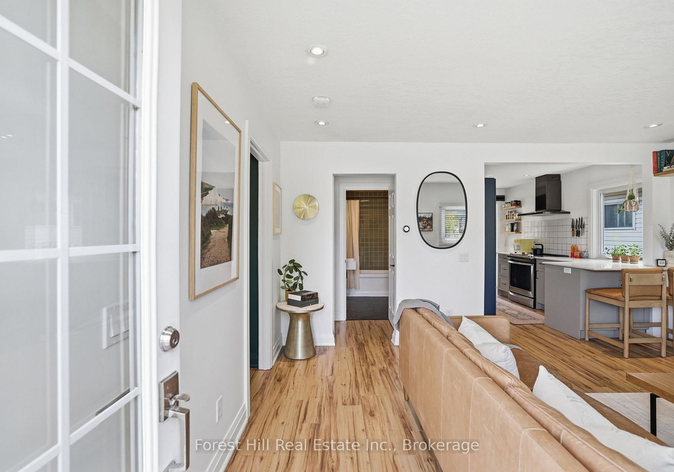 537-hurontario-street-collingwood-ontario-s13444088