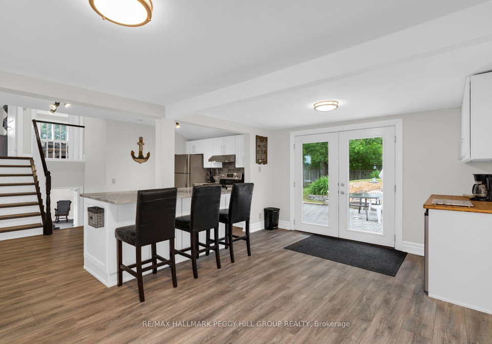 3-earldom-boulevard-tay-ontario-s13446202