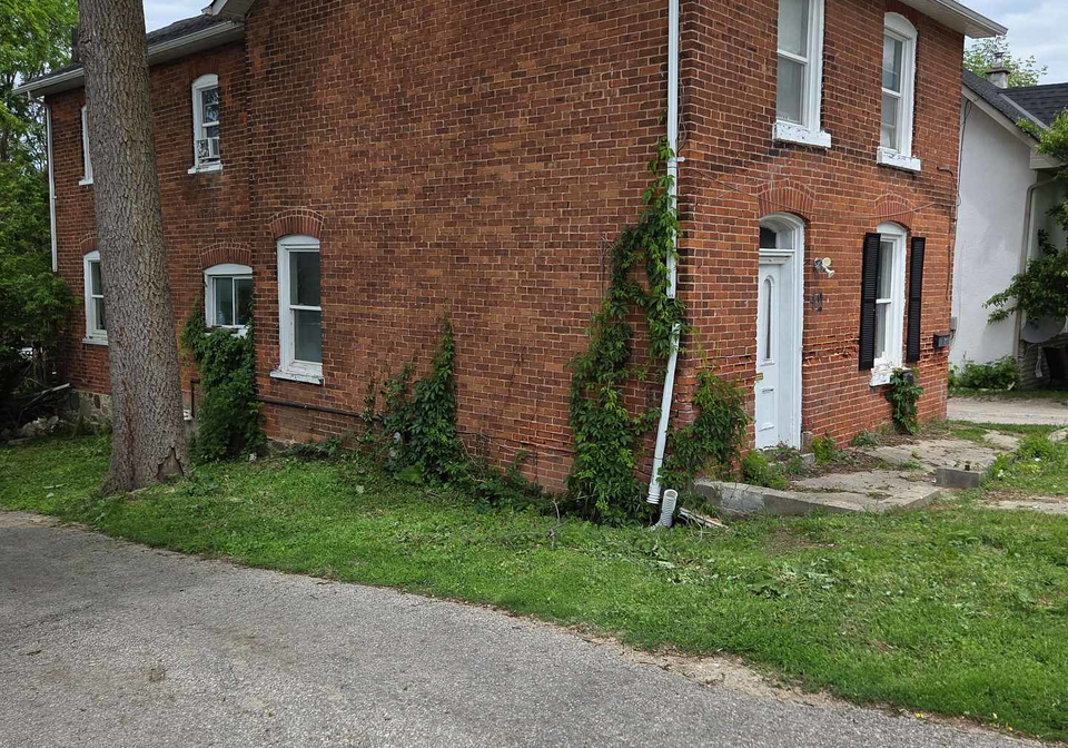 42-penetang-street-barrie-ontario-s13448760