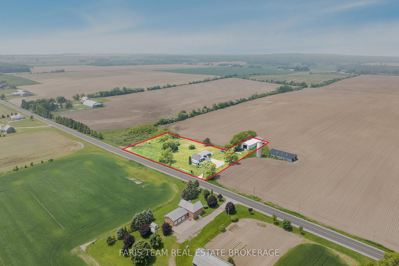 160-lafontaine-road-w-tiny-ontario-s13450280