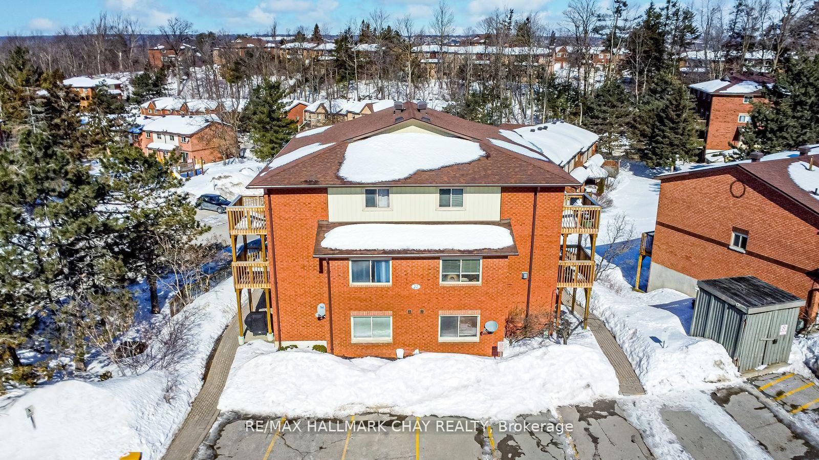 22-meadow-lane-barrie-ontario-s13451738