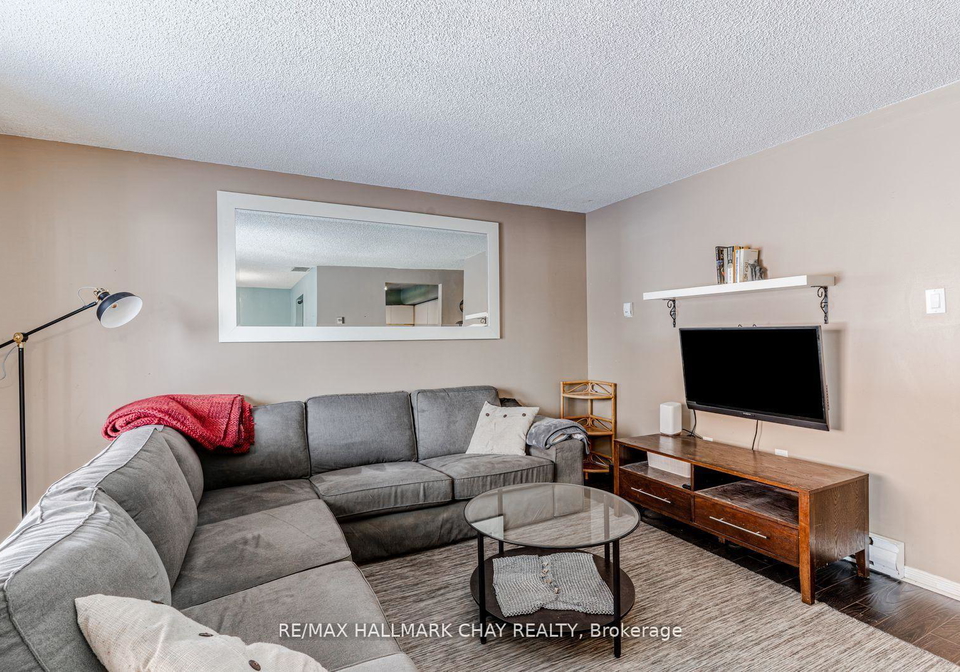 22-meadow-lane-barrie-ontario-s13451738