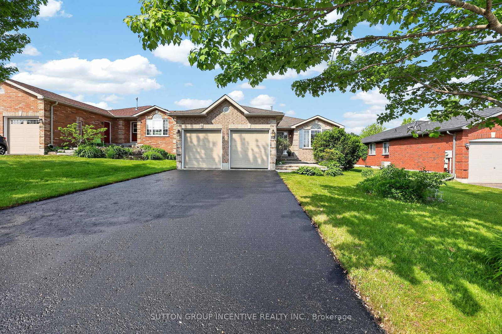 101-lions-gate-boulevard-barrie-ontario-s13454544