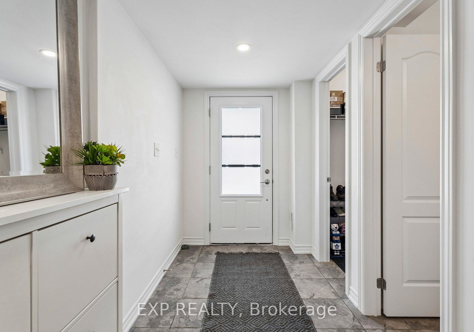 38-andean-lane-barrie-ontario-s13454636