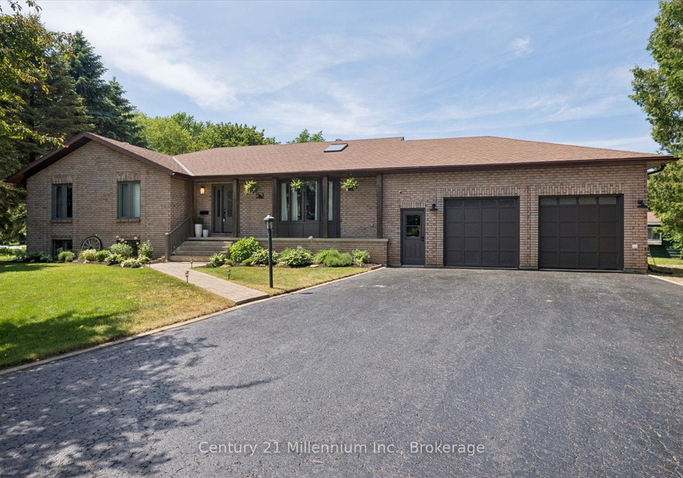 4-blackburn-avenue-clearview-ontario-s13455998