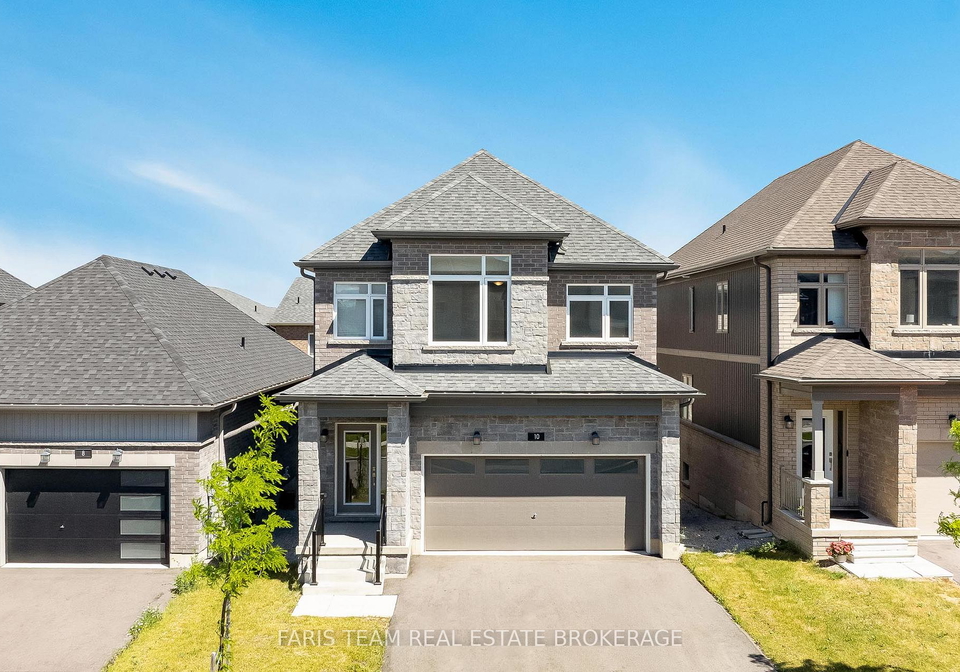 10-barnyard-trail-barrie-ontario-s13456598
