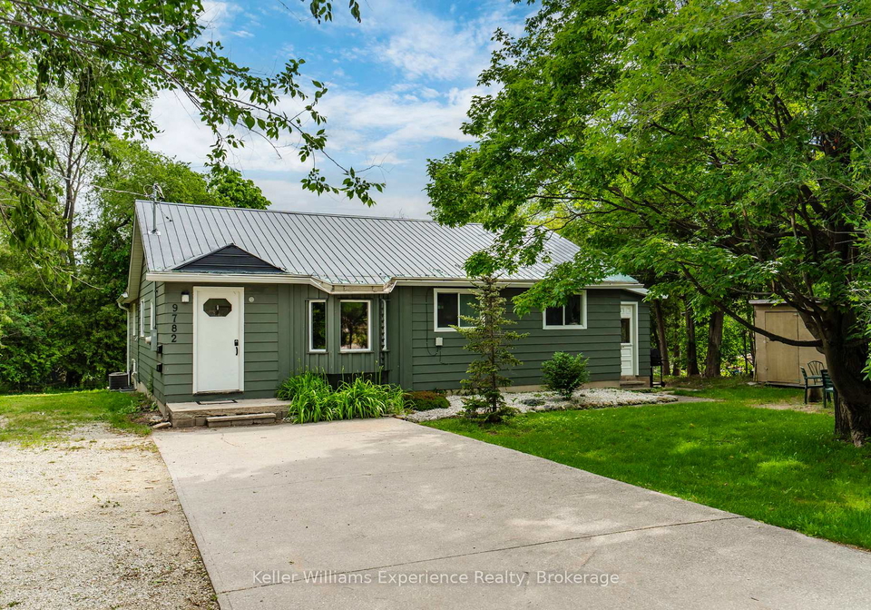 9782-beachwood-drive-collingwood-ontario-s13456698