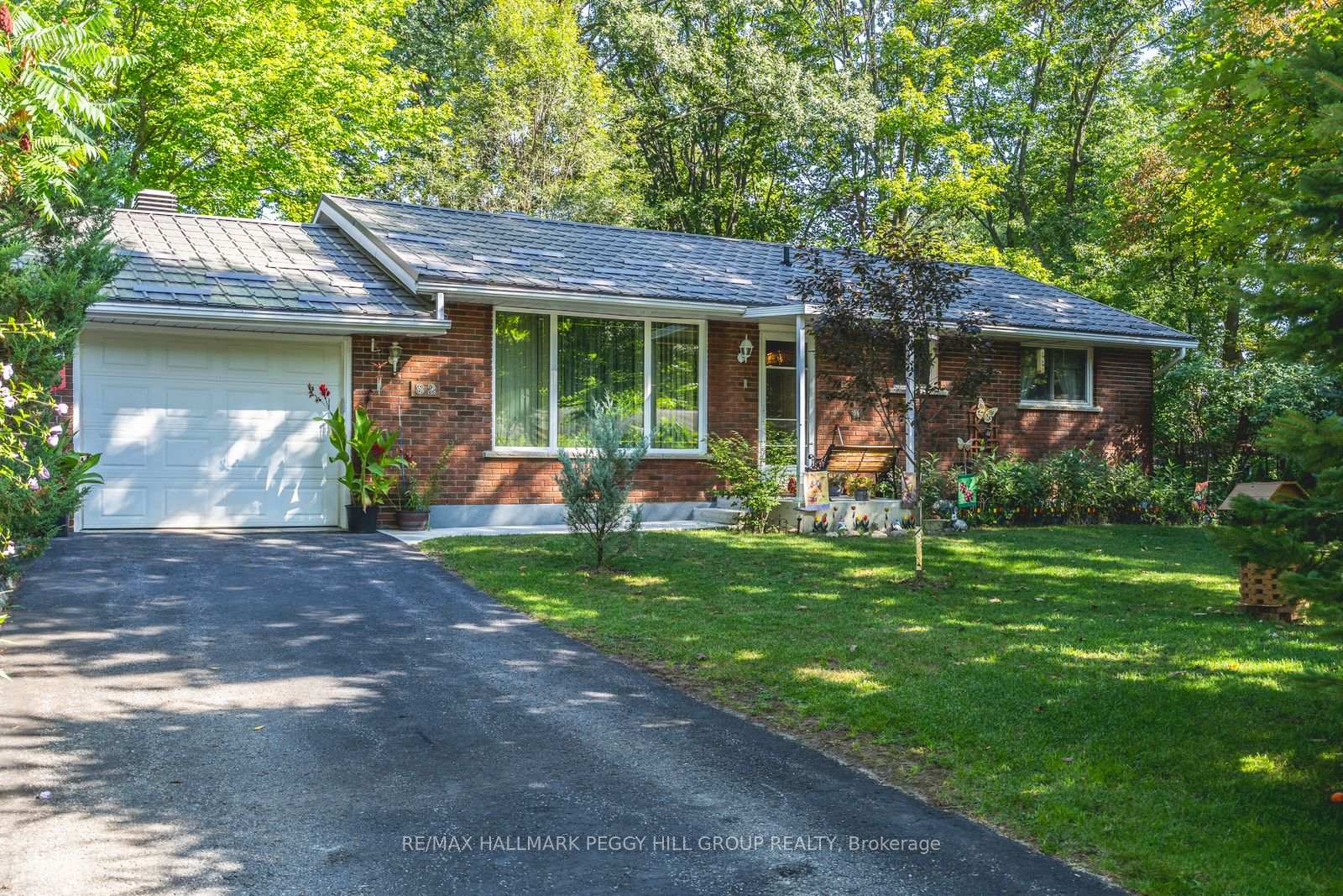 82-helena-street-wasaga-beach-ontario-s13457500