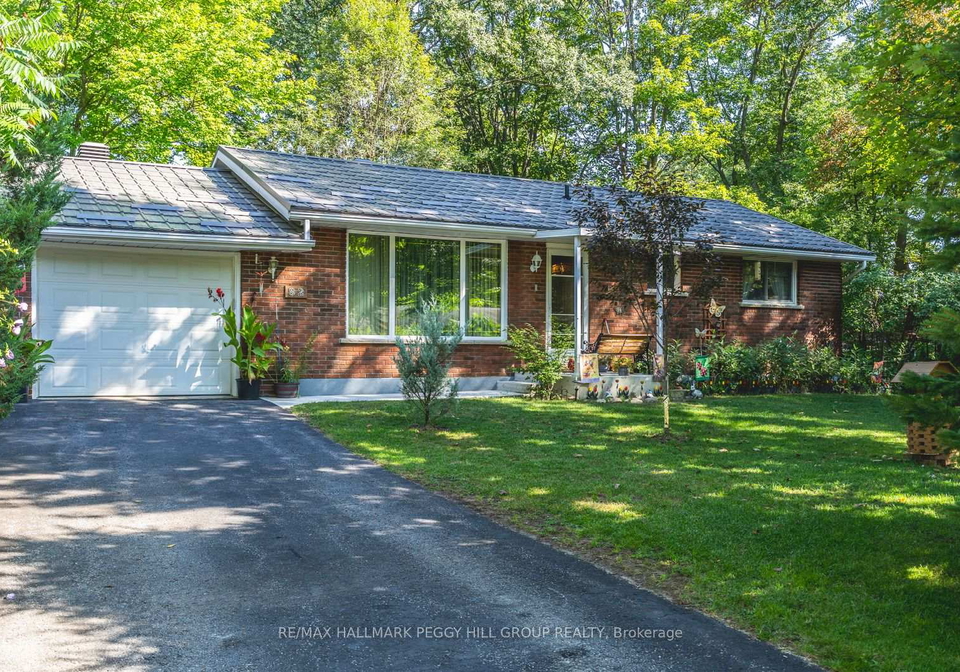 82-helena-street-wasaga-beach-ontario-s13457500