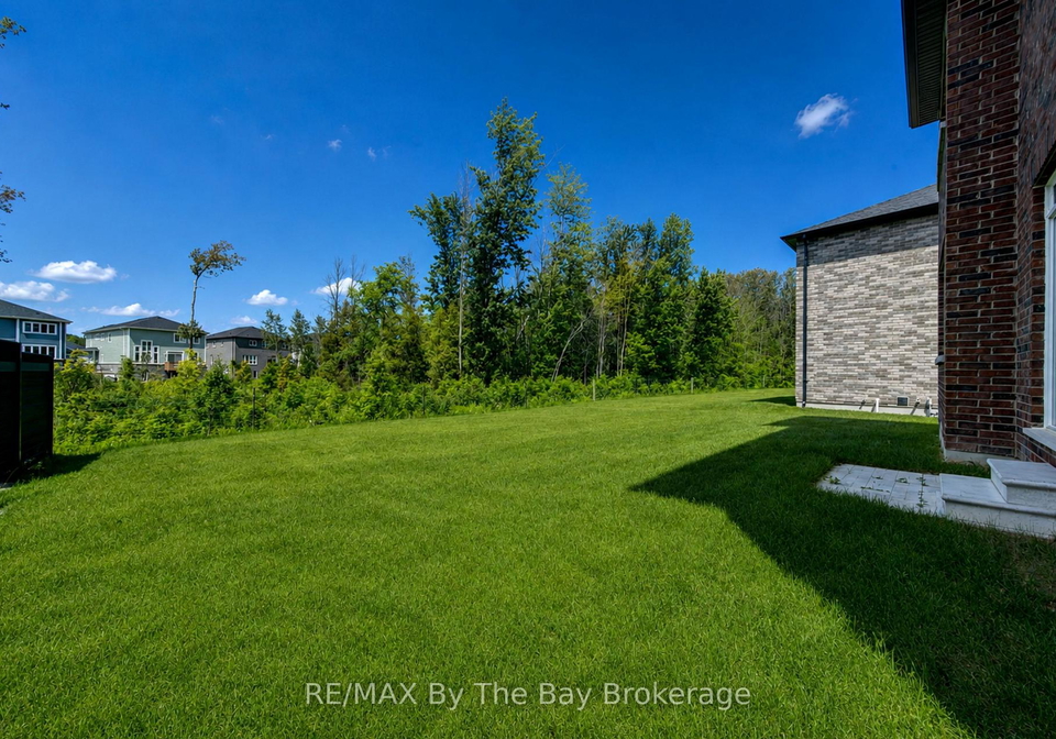18-amber-drive-wasaga-beach-ontario-s13457602