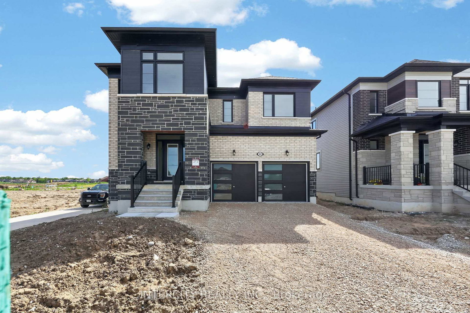 22-legacy-circle-wasaga-beach-ontario-s13457804