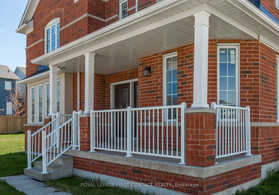 1-griffin-gate-barrie-ontario-s13458136