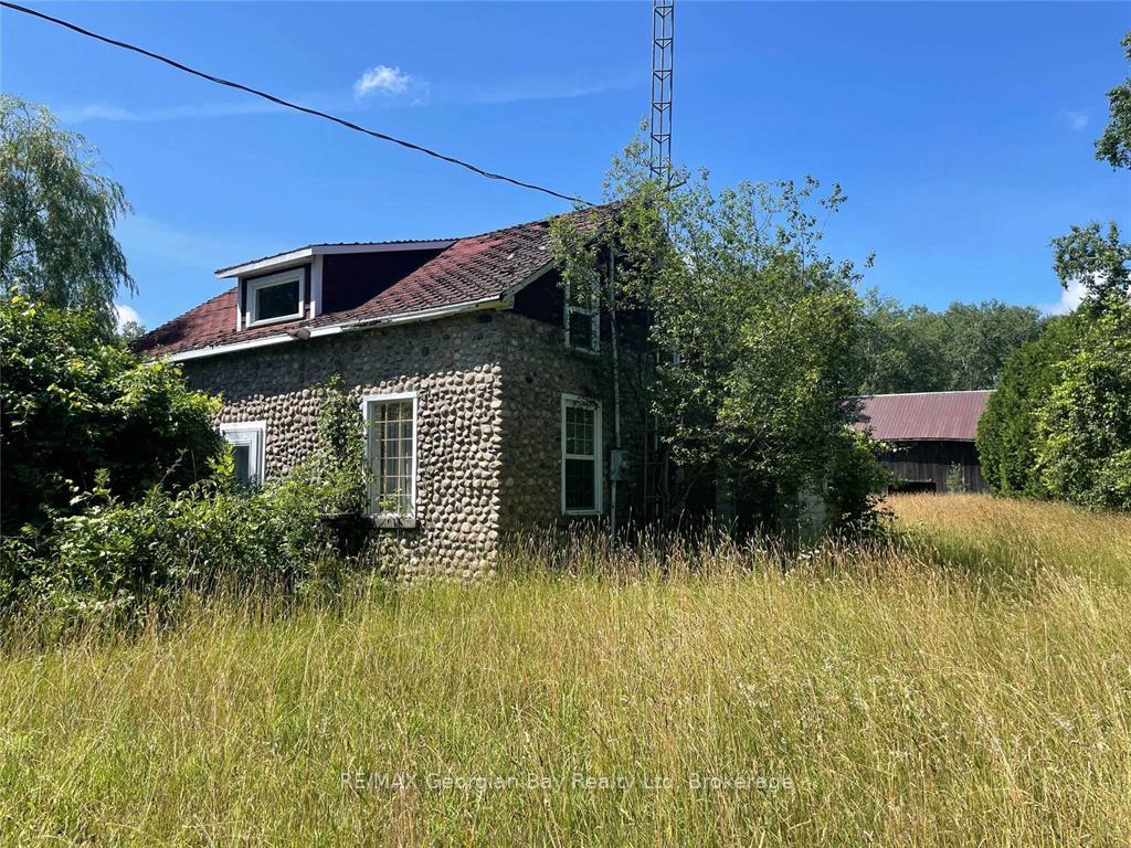 6950-county-road-93-tiny-ontario-s13459454