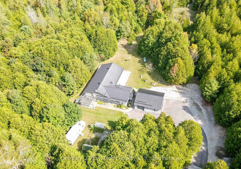 2709-wainman-line-severn-ontario-s13459786