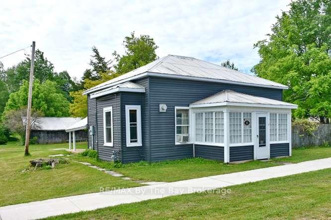 11-edward-street-w-clearview-ontario-s13460000
