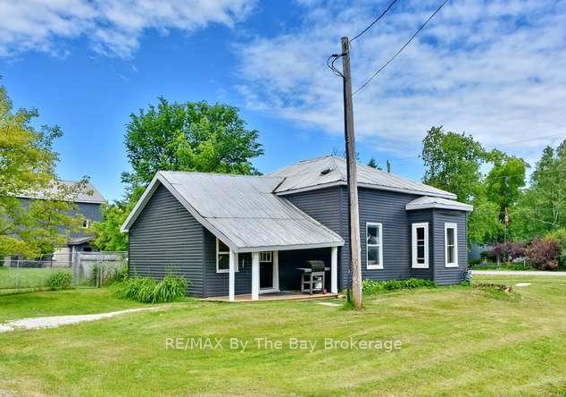 11-edward-street-w-clearview-ontario-s13460000