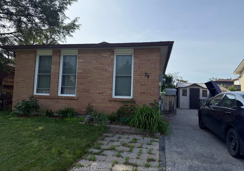 28-austen-lane-barrie-ontario-s13460818