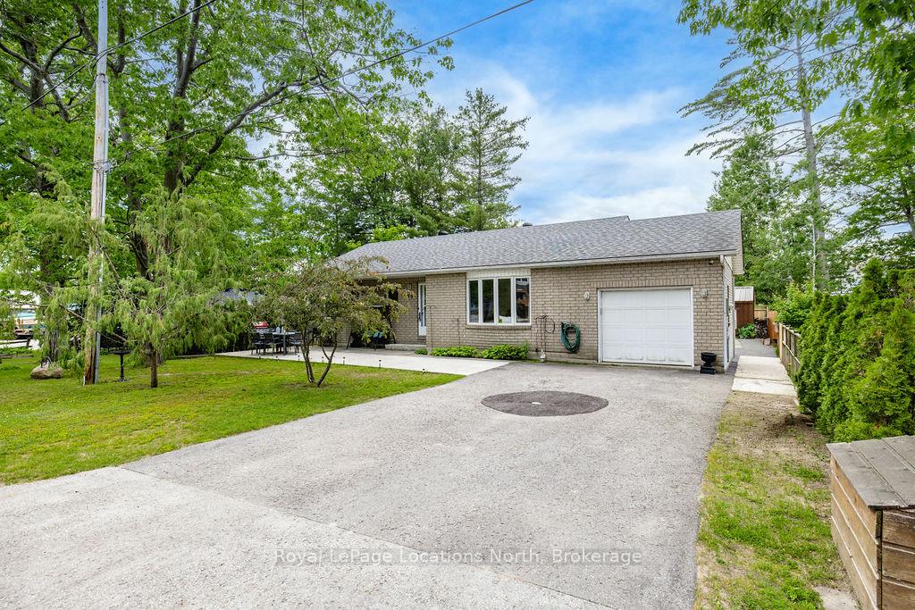 39-mccague-street-wasaga-beach-ontario-s13462436
