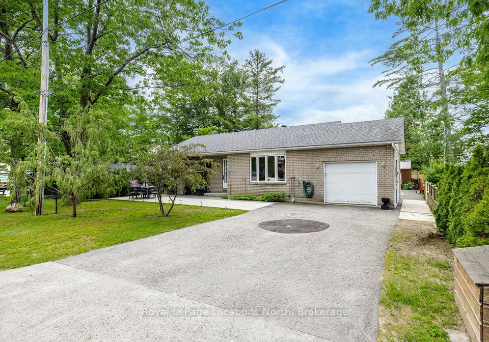 39-mccague-street-wasaga-beach-ontario-s13462436