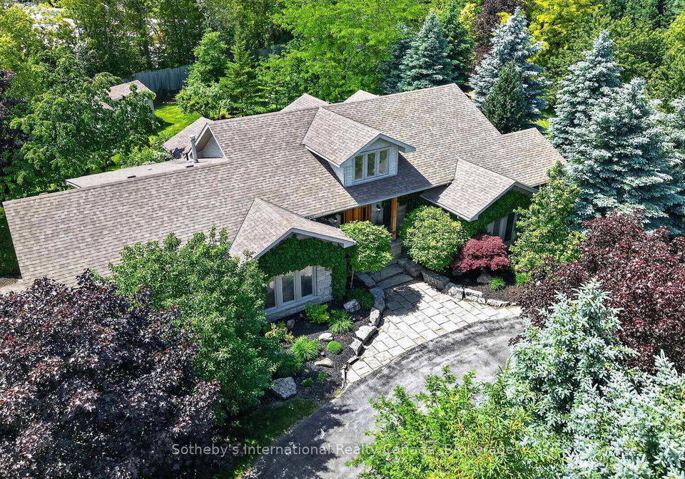 2-evergreen-road-collingwood-ontario-s13463012