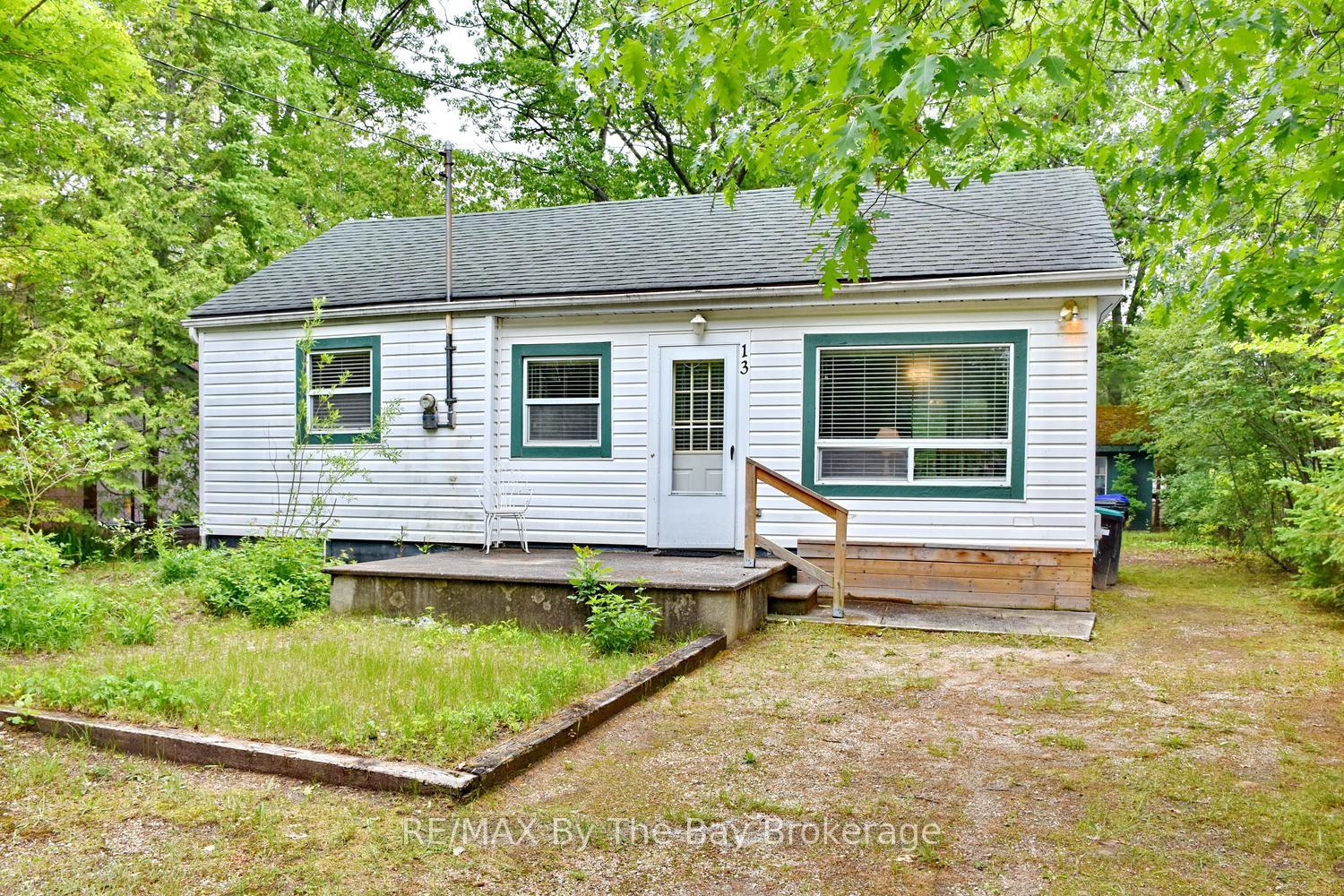 13-5th-lane-wasaga-beach-ontario-s13465818