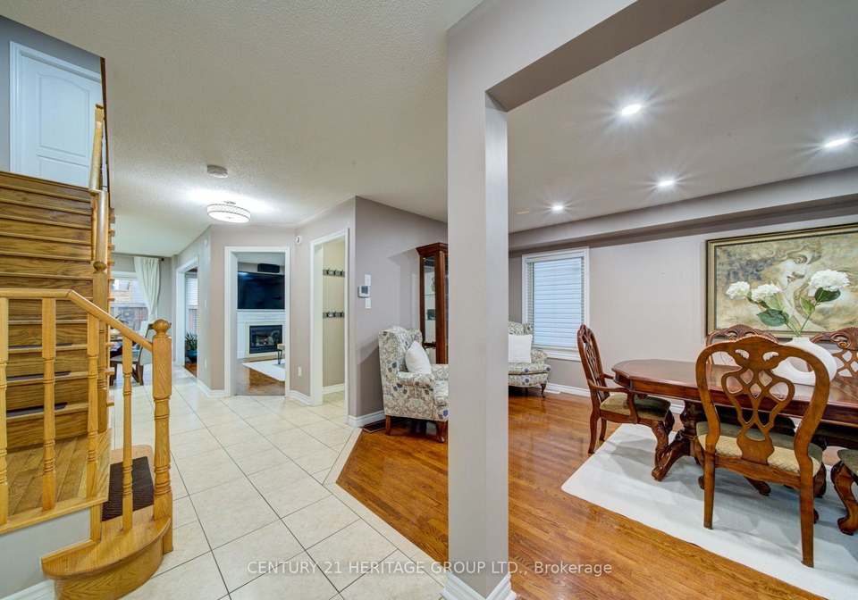11-maple-crown-terrace-s-barrie-ontario-s13466546