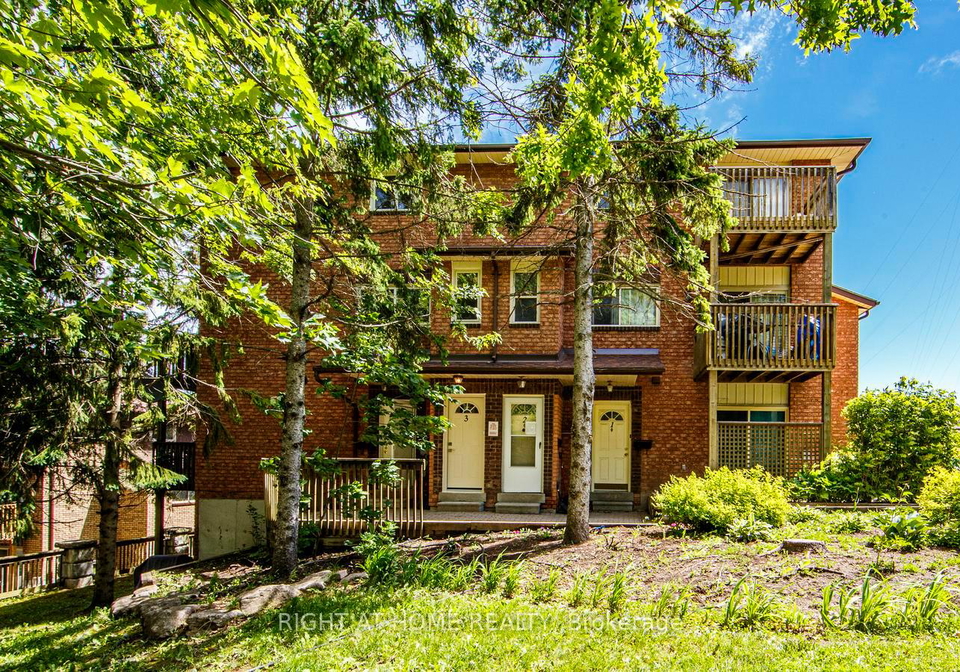 2meadow-lane-barrie-ontario-s13466780