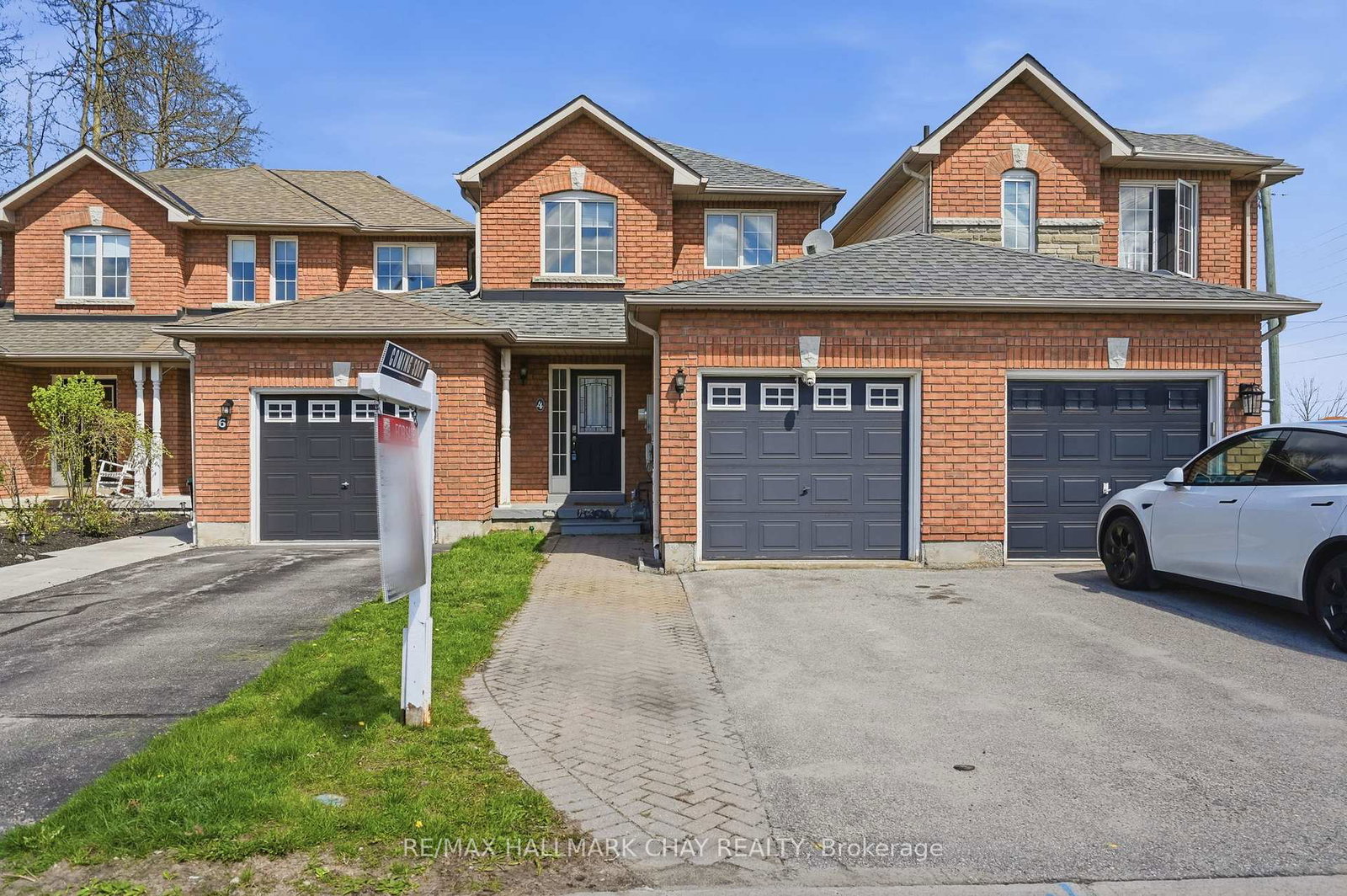 4-hawthorne-crescent-barrie-ontario-s13466980